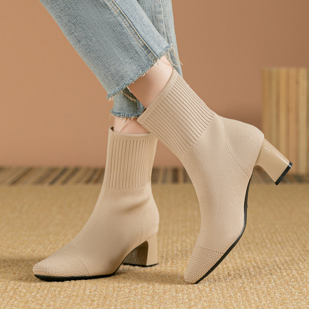 Élancé Knit-Heeled Boot – MINIMAL Edition