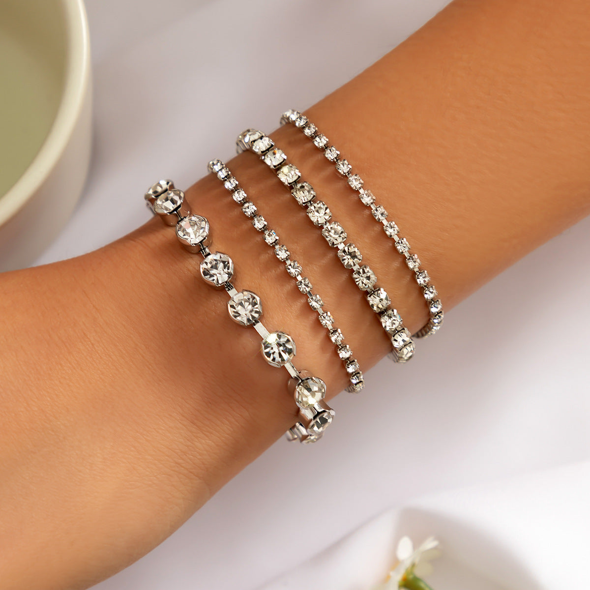 Armband-Set „Noa White Twist“ - LUXE Edition
