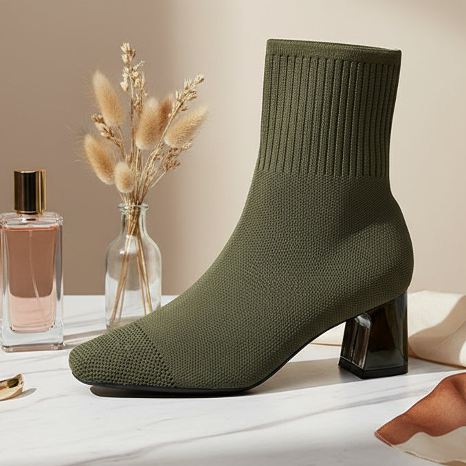 Élancé Knit-Heeled Boot – MINIMAL Edition