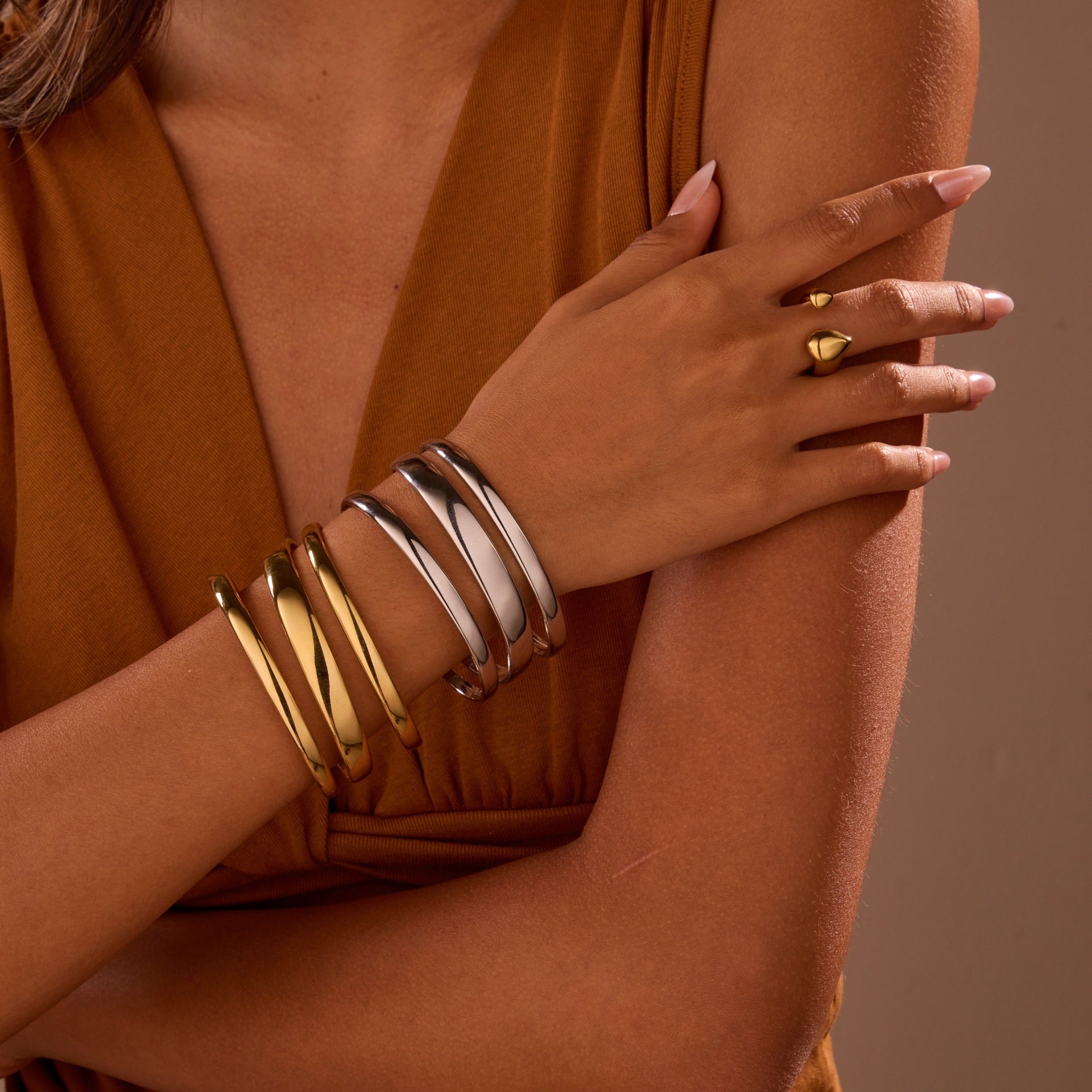 Sculpted Steel Cuff – EDGE Edition