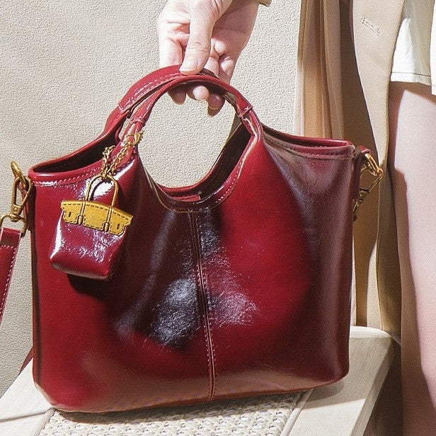 Oil Wax Leather Tote – LUXE Edition