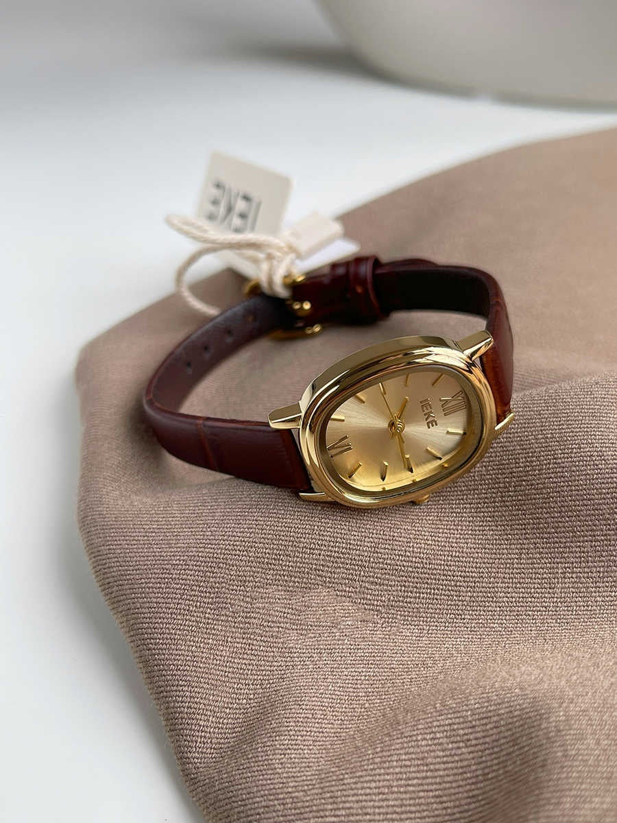 IEKE Retro Leather Watch – NOIR Edition