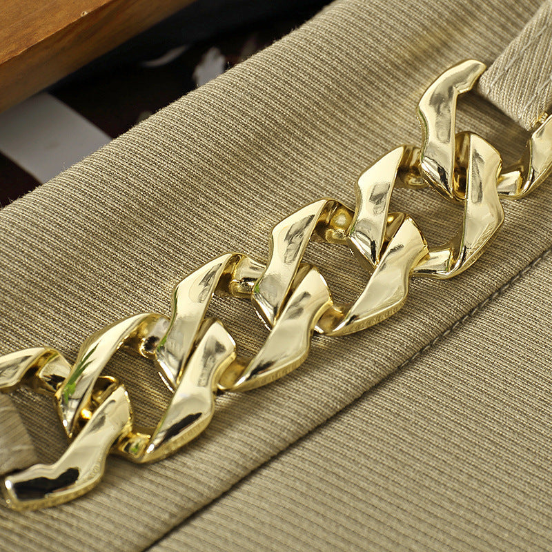 Chaîne Midi Skirt – CHIC Edition