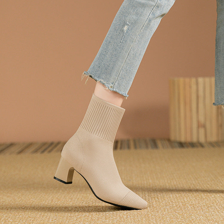 Élancé Knit-Heeled Boot – MINIMAL Edition