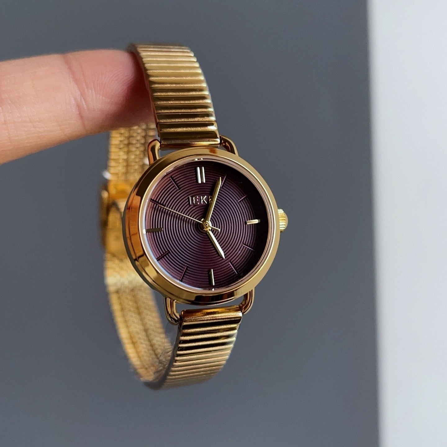 Axinú Serpent Luxe Watch – NOIR Edition