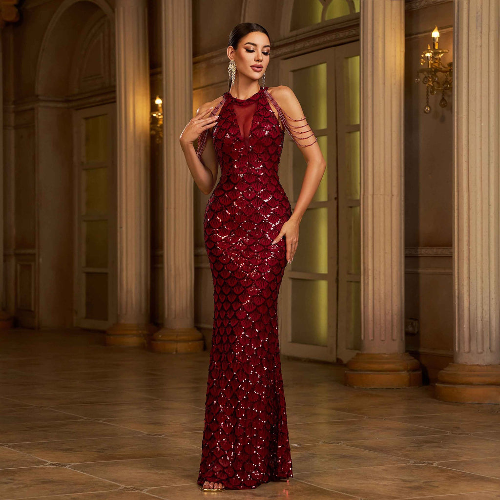Crimson Éclat Fishtail Gown – LUXE Edition